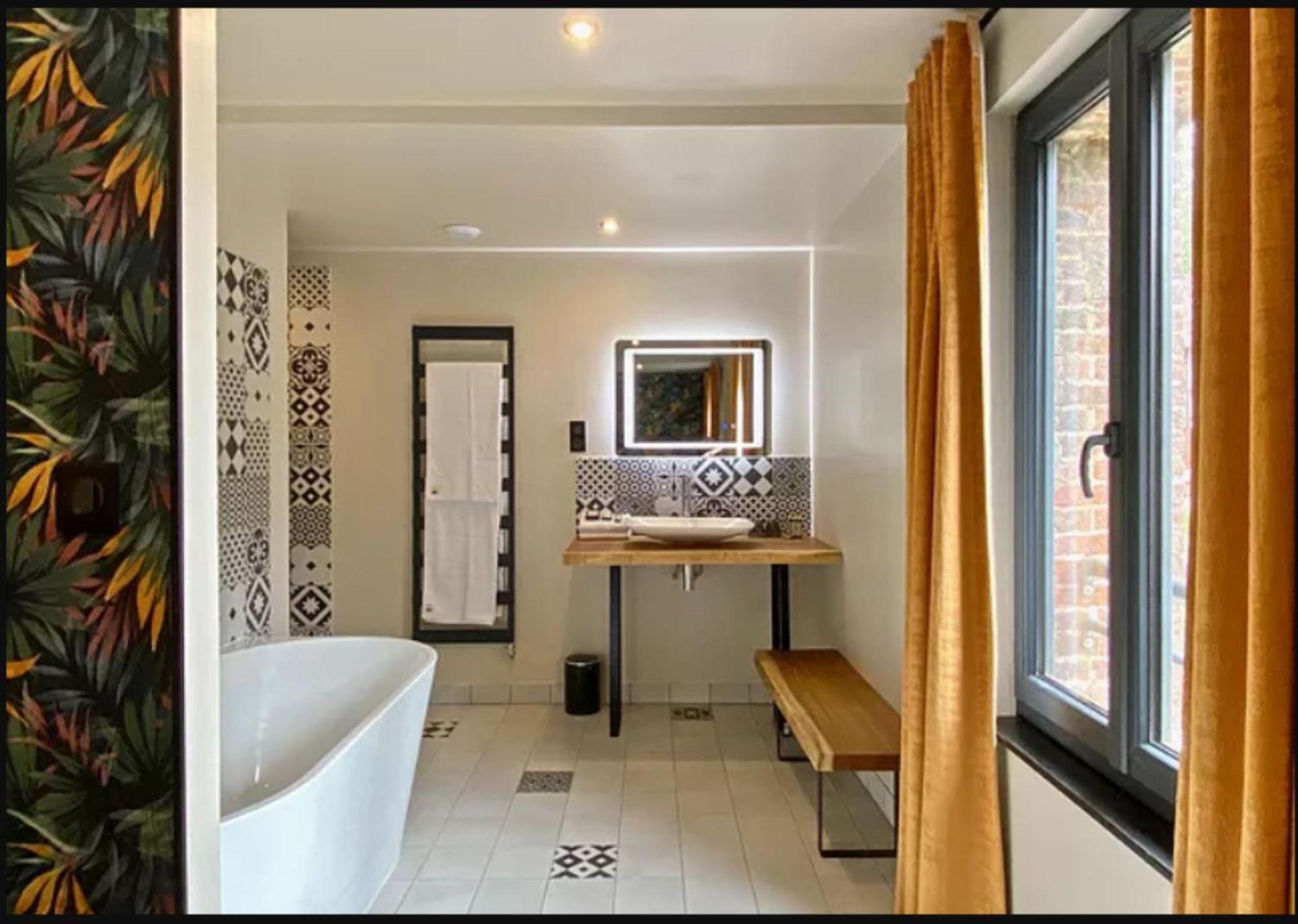 Le Moulin Fouret Hotel Saint-Aubin-le-Vertueux Екстериор снимка