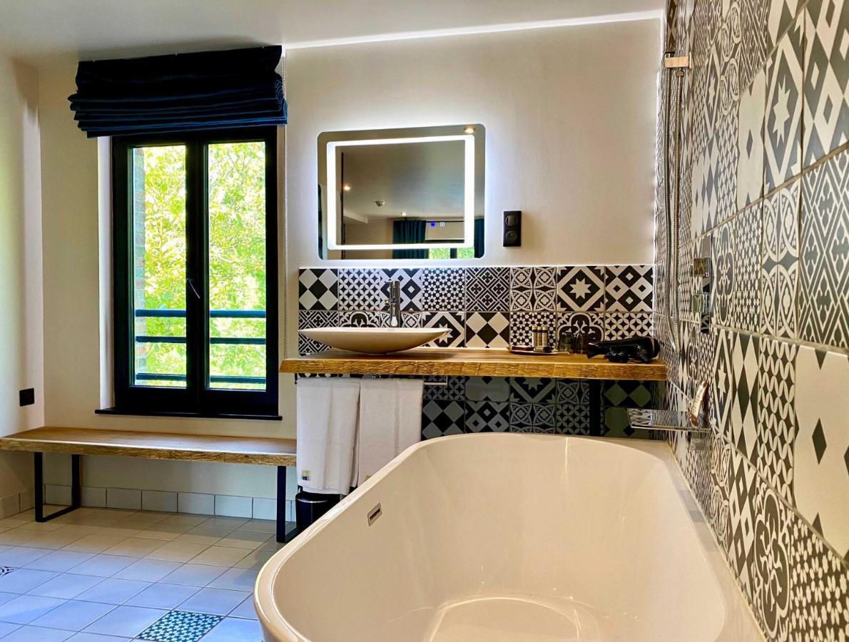 Le Moulin Fouret Hotel Saint-Aubin-le-Vertueux Екстериор снимка