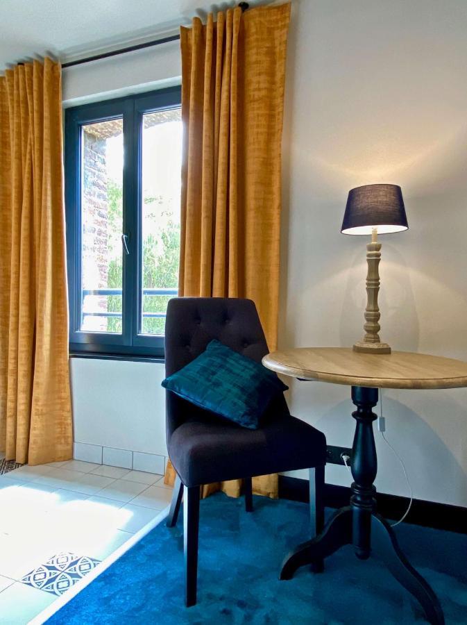 Le Moulin Fouret Hotel Saint-Aubin-le-Vertueux Екстериор снимка